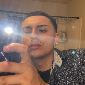 Meet your Posher, Elliot